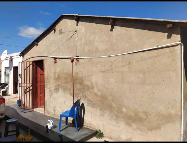 2 BEDROOM HOUSE FOR SALE IN MOHLAKENG